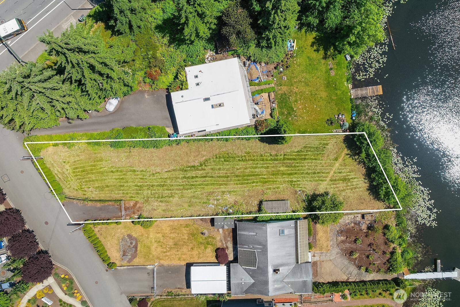 Newcastle, WA 98056,13059 SE 76th ST