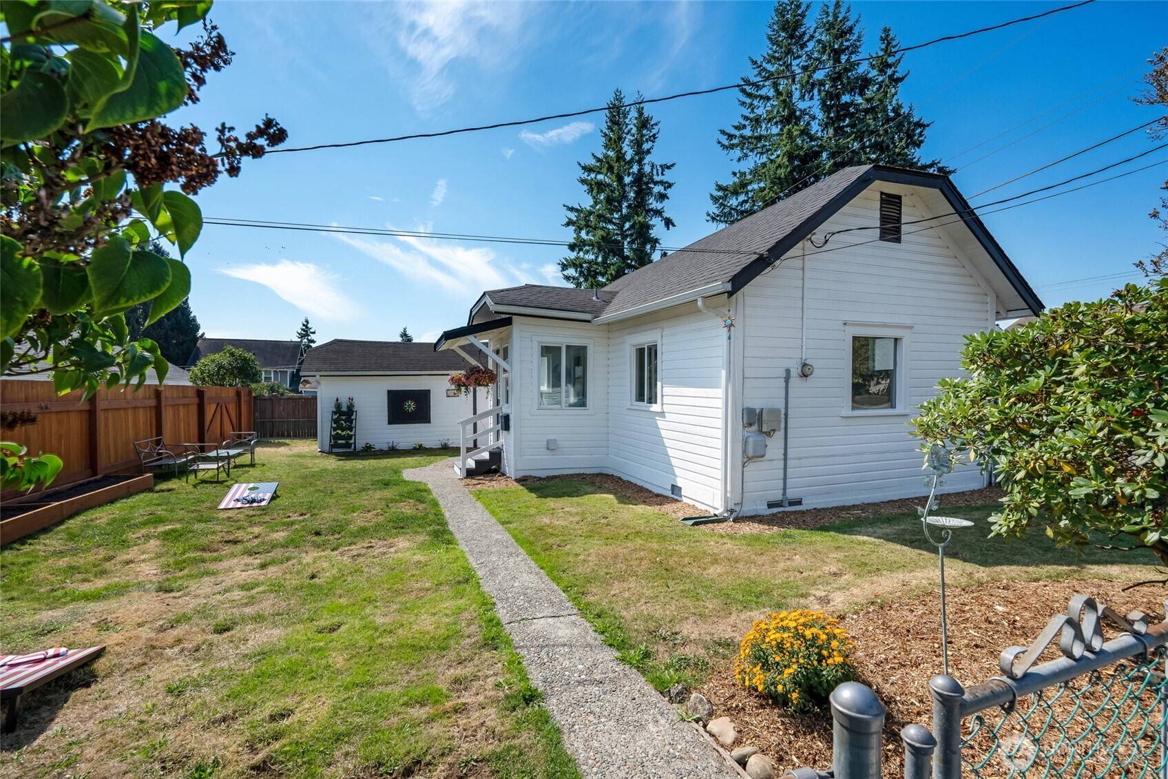 Everett, WA 98201,1702 Cedar ST #B
