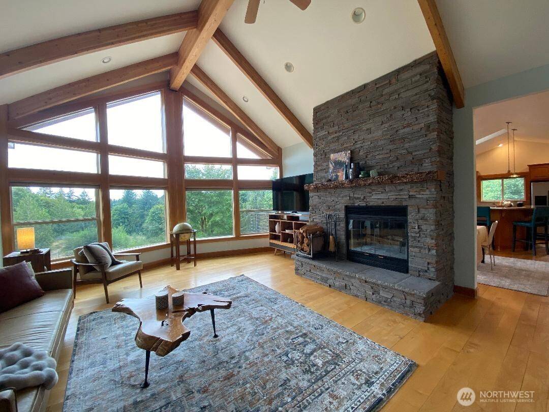 Olalla, WA 98359,15065 Bandix RD SE