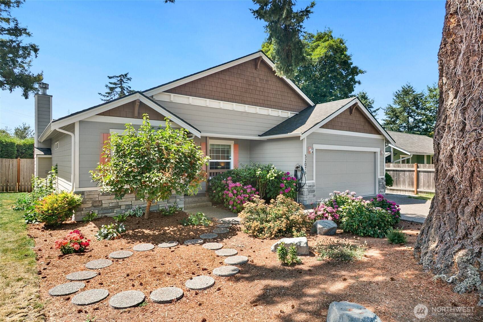 Carnation, WA 98014,32075 Commercial ST