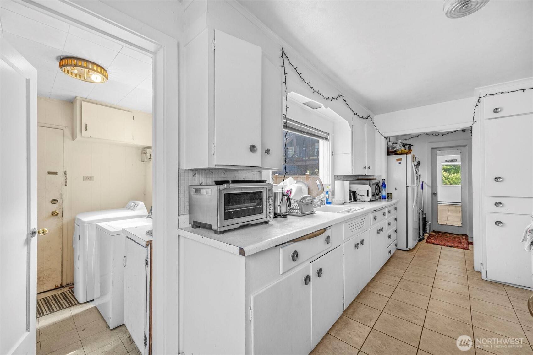 Bellingham, WA 98225,615 E Myrtle ST