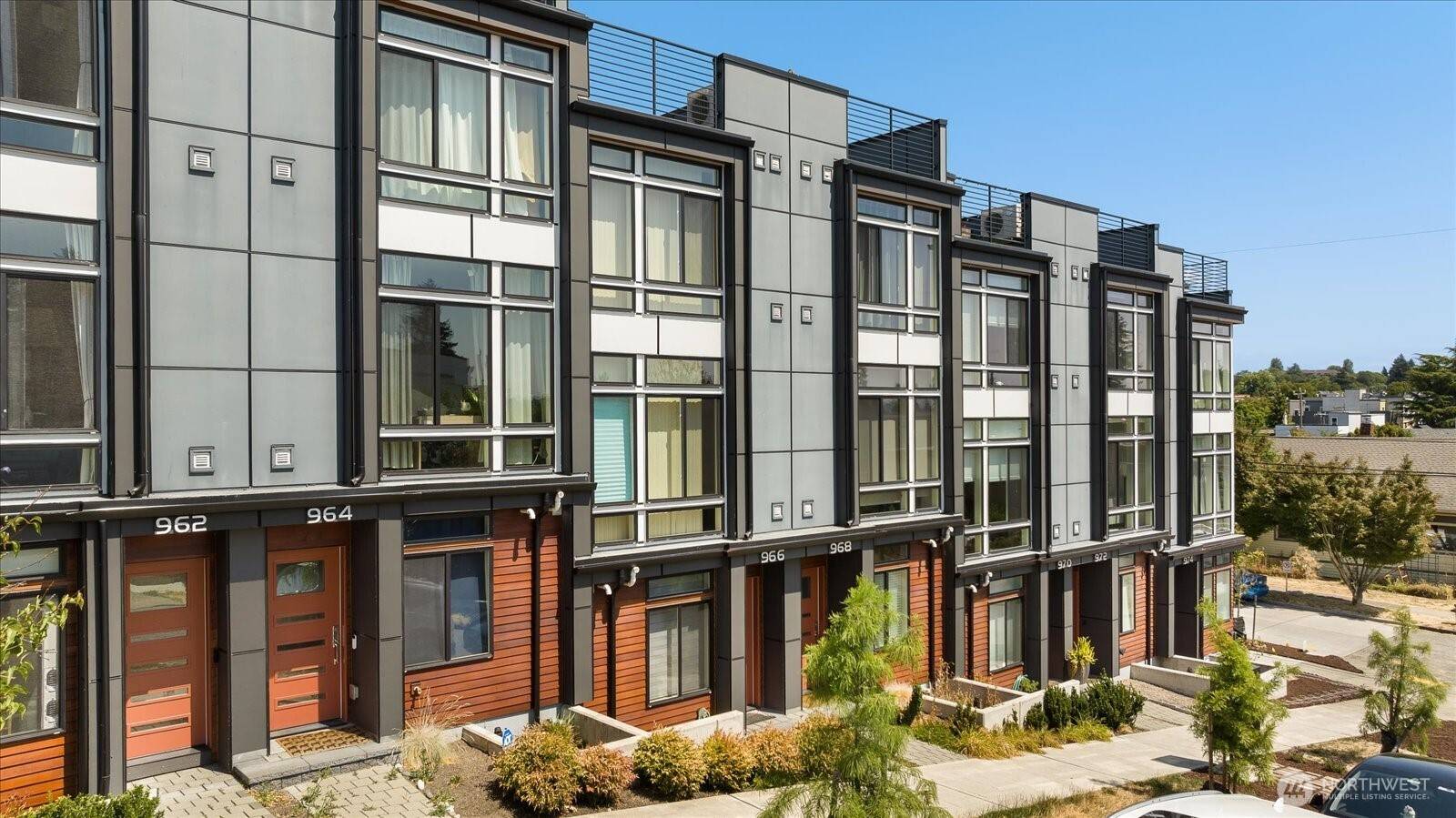 Seattle, WA 98103,972 N Allen PL