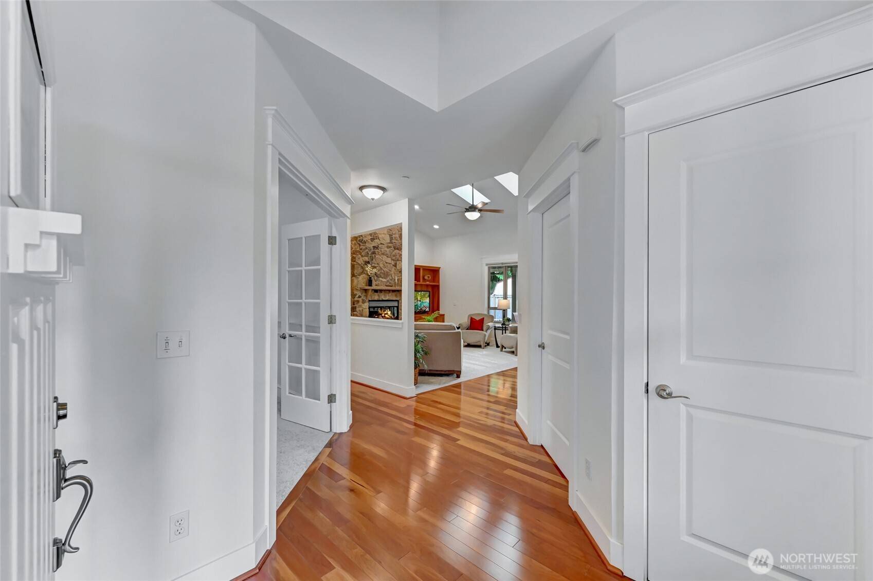 Kirkland, WA 98033,11505 111th PL NE
