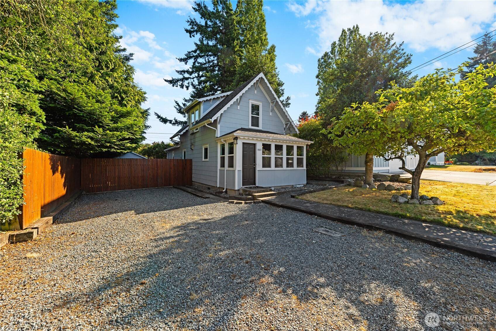 Anacortes, WA 98221,1413 14th St