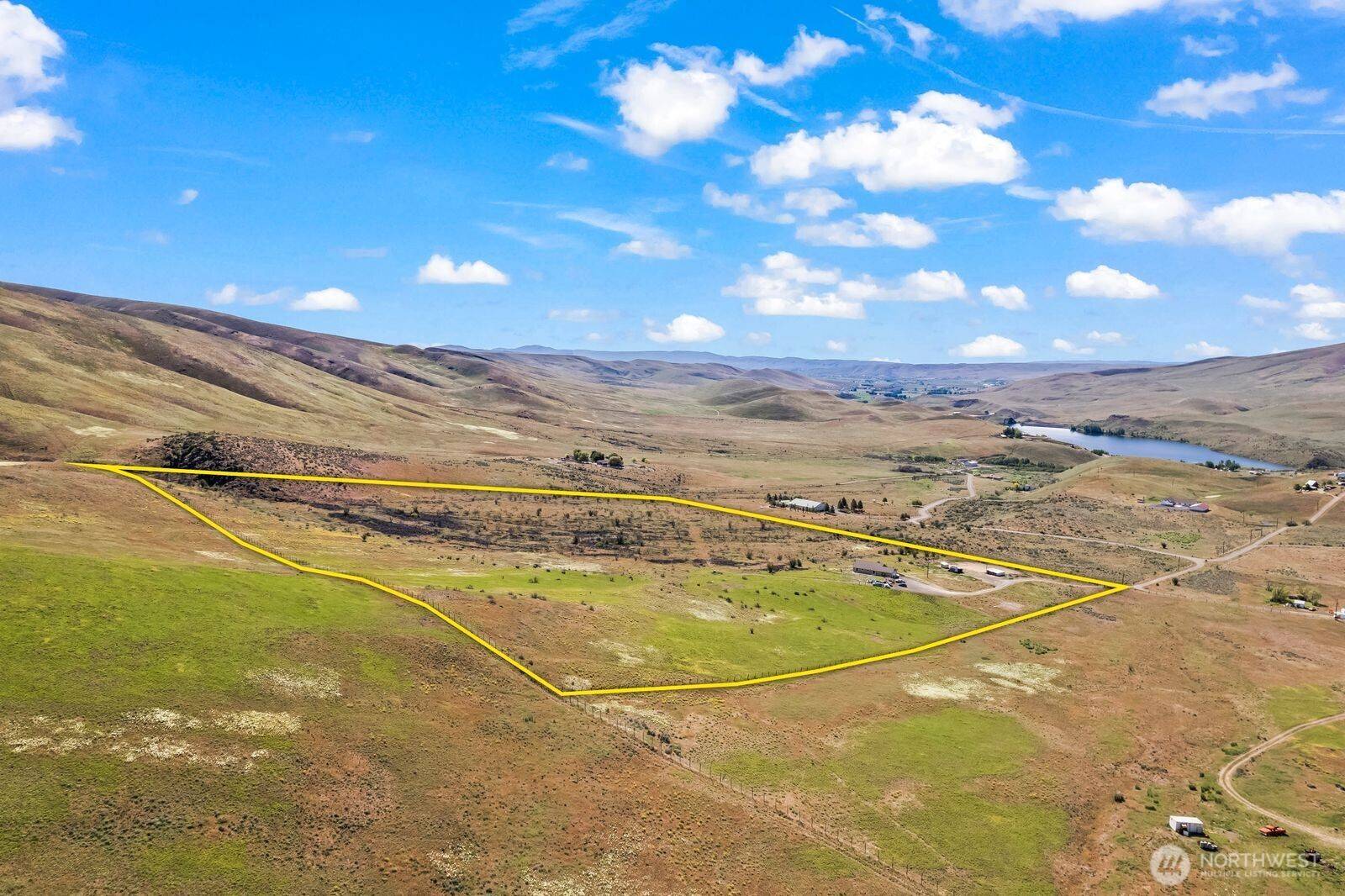 Selah, WA 98942,1101 Elk Ridge LN