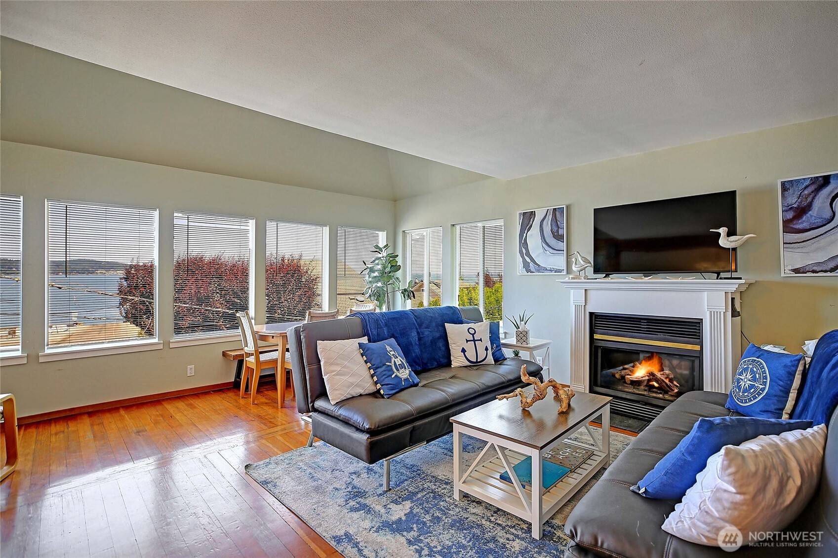 Camano Island, WA 98282,641 Maple Grove RD