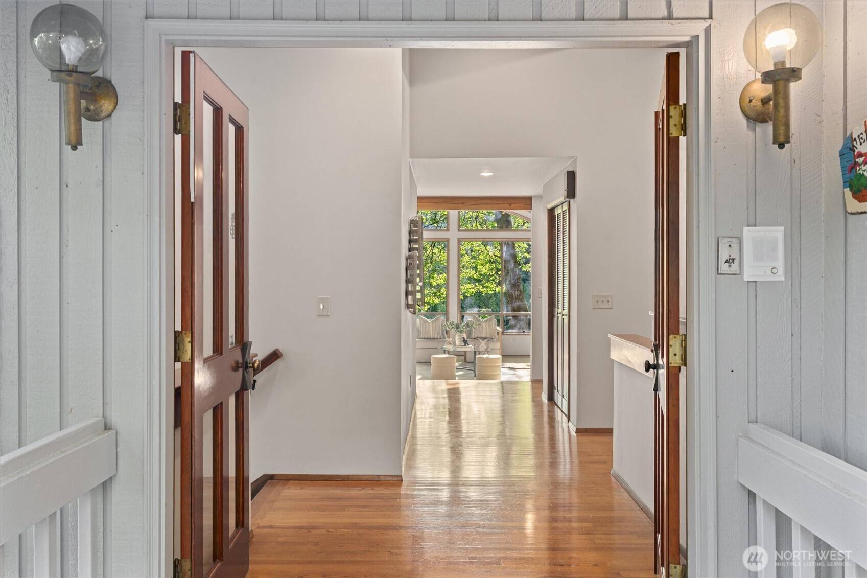 Bellevue, WA 98007,3216 142nd PL NE