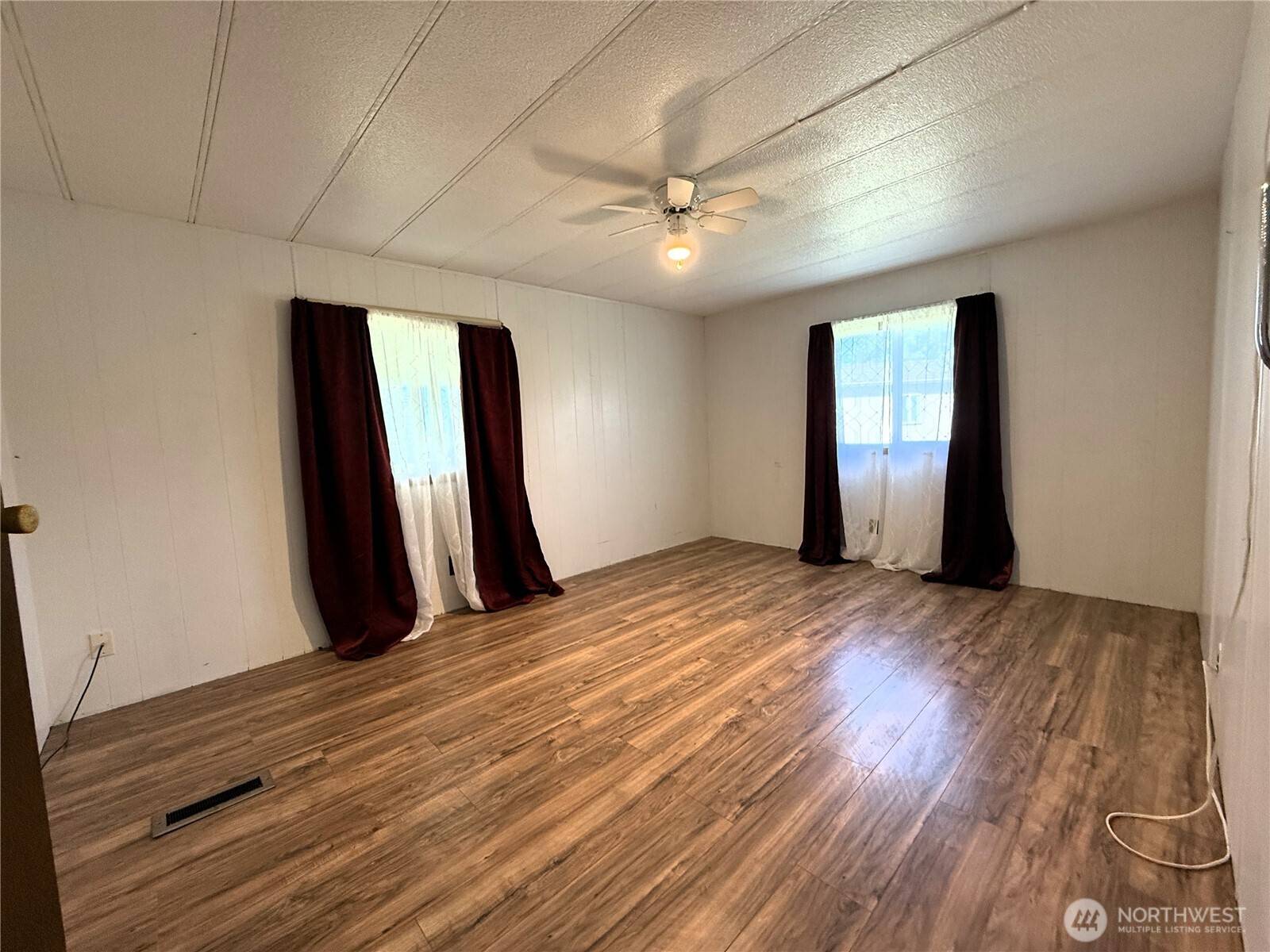 College Place, WA 99324,859 SE Mockingbird DR