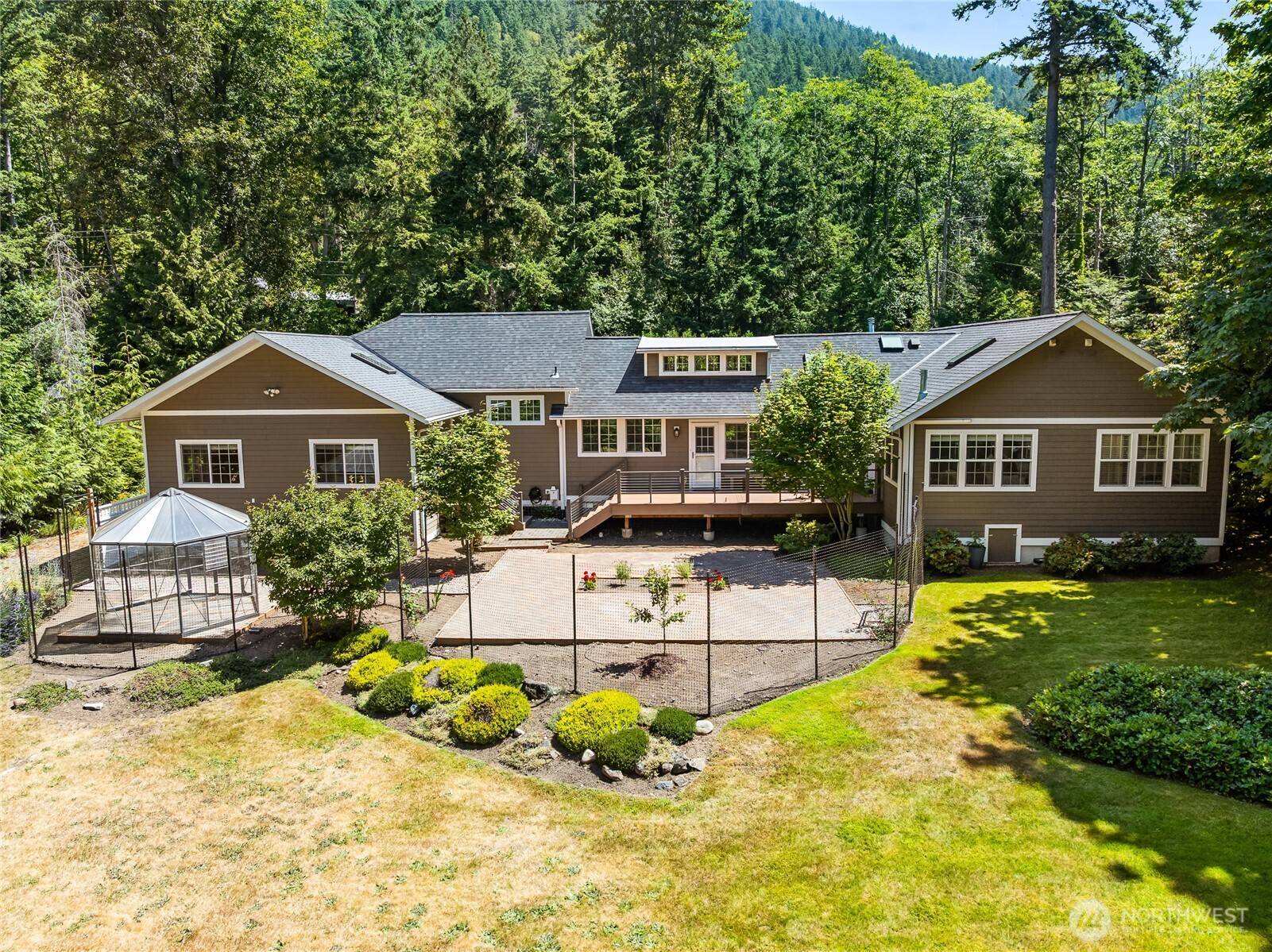 Bellingham, WA 98229,761 Chuckanut DR