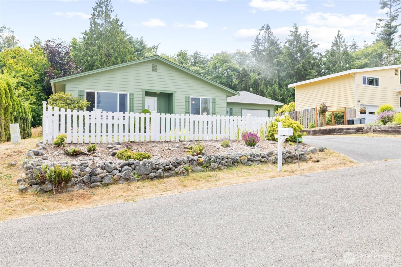 Port Angeles, WA 98362,350 E Bluff DR