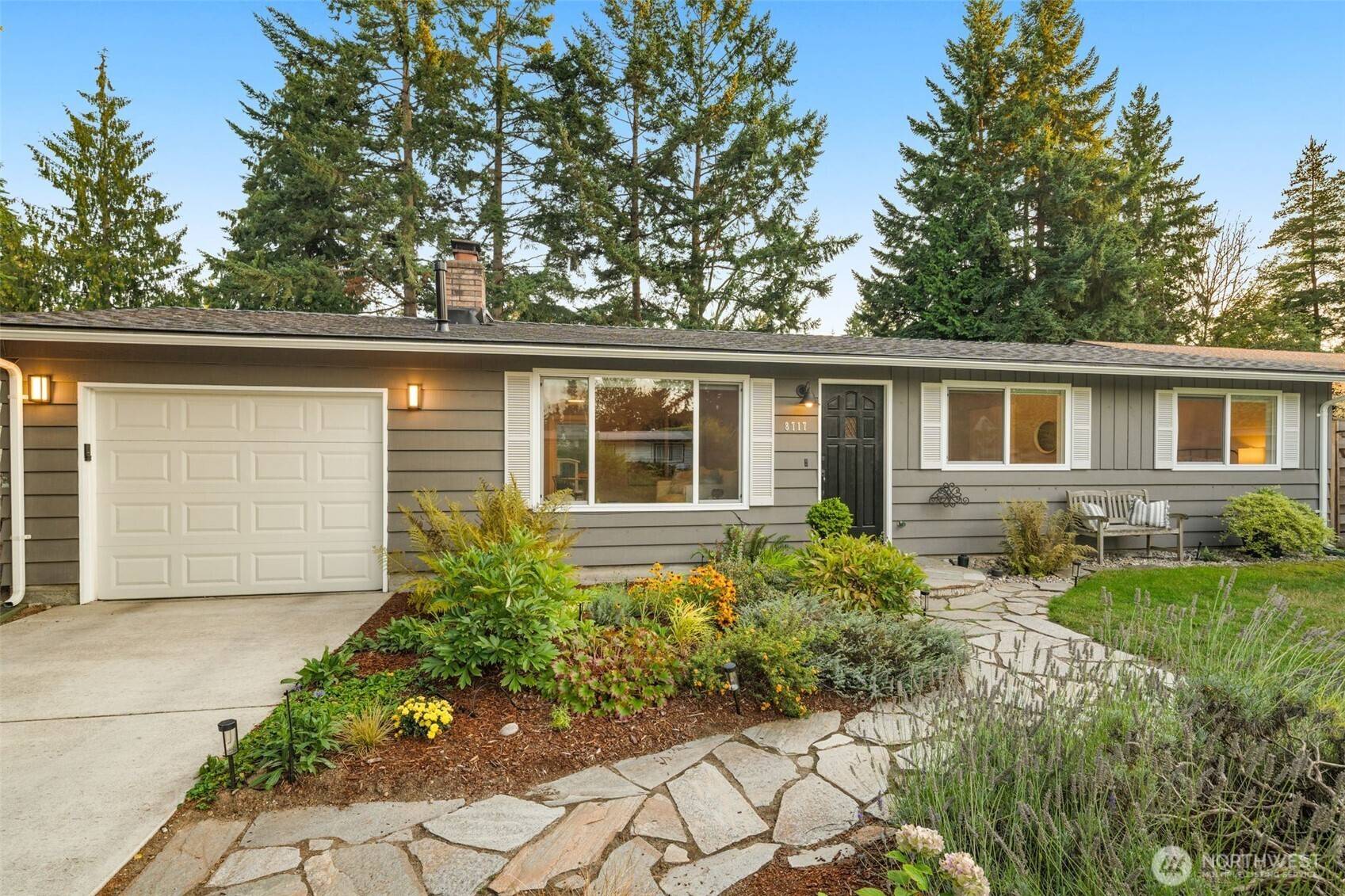Kirkland, WA 98034,8717 NE 137th PL