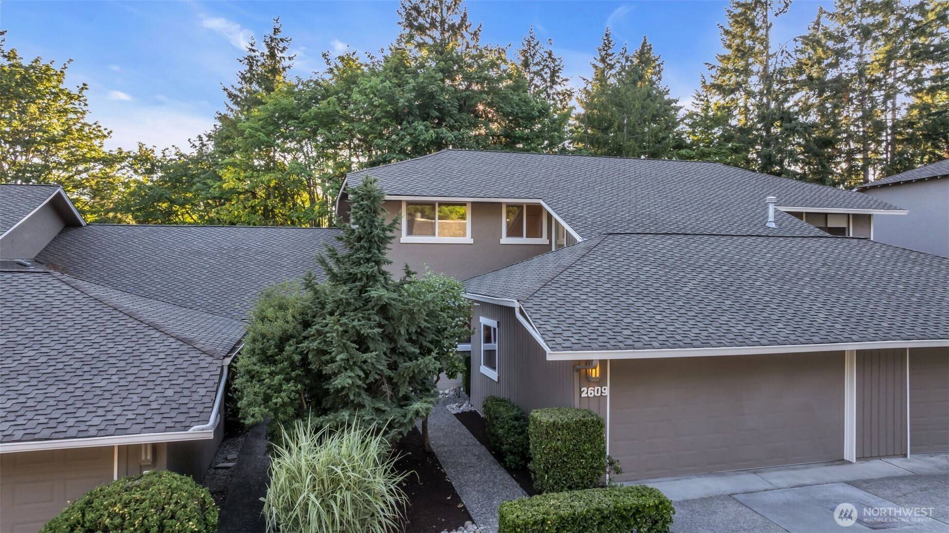 Redmond, WA 98052,2609 175th AVE NE