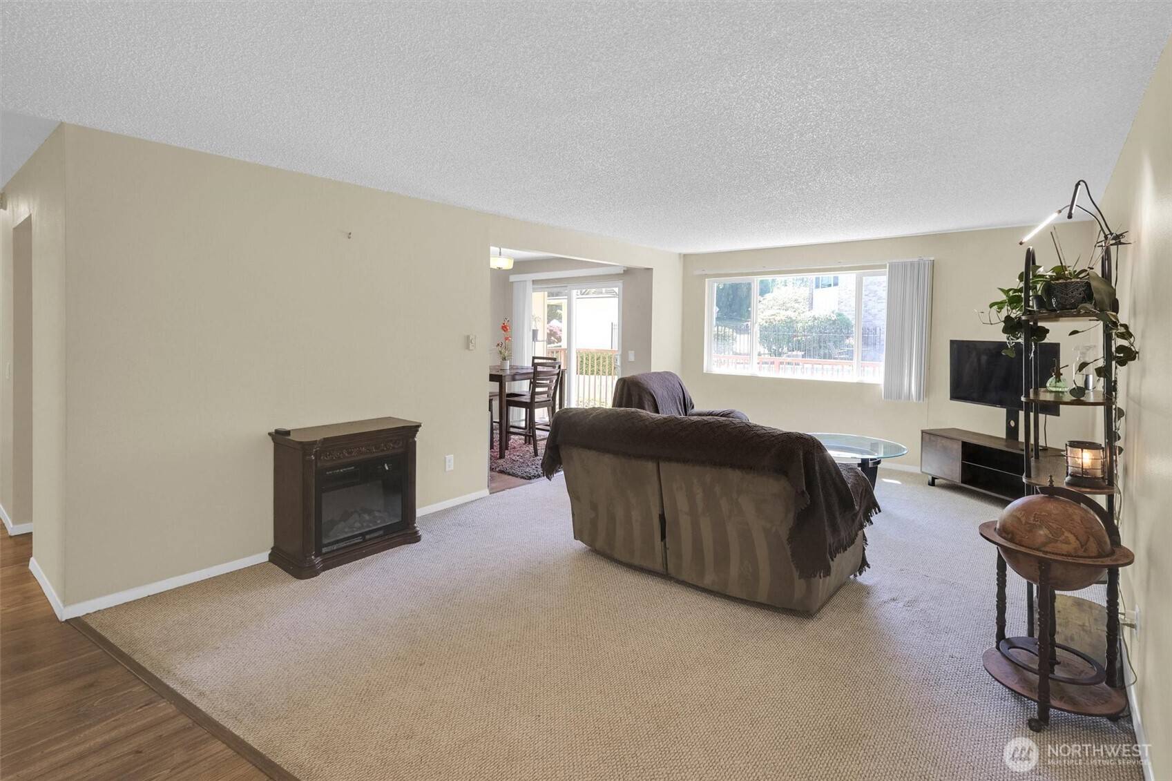 Everett, WA 98203,330 Elm ST #201