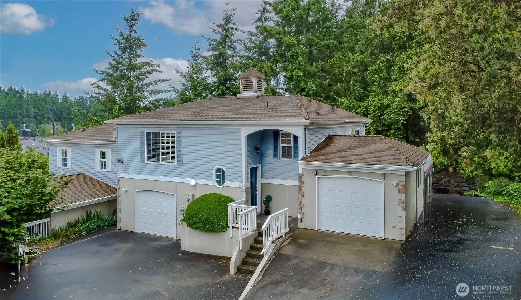 Fircrest, WA 98466,4003 Flora DR