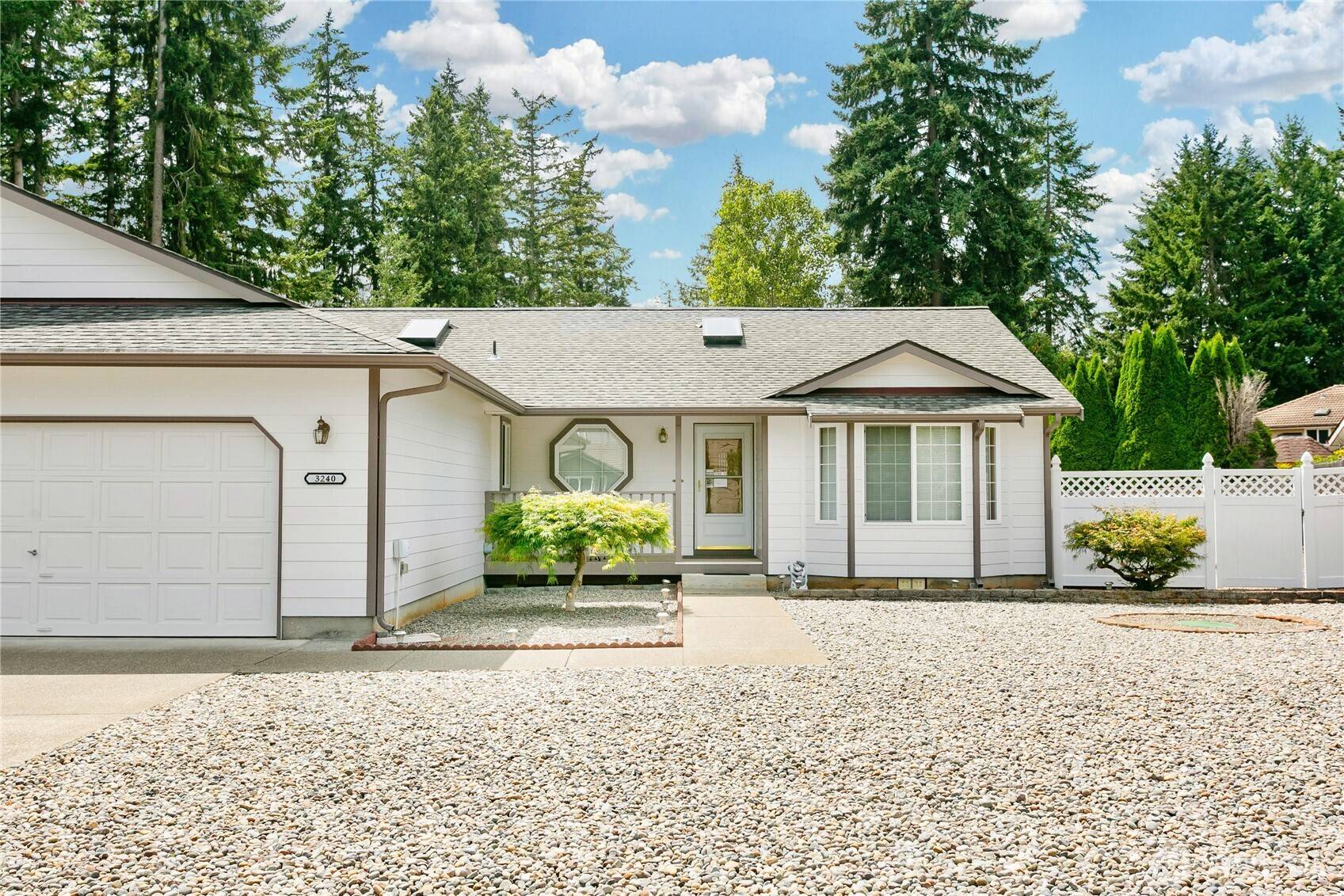 Lacey, WA 98516,3240 Mercedes DR NE