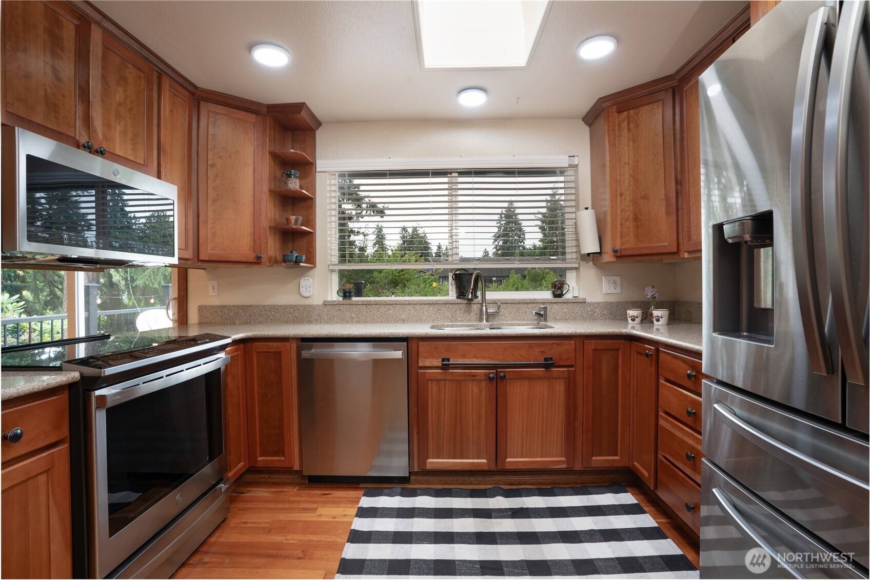 Tacoma, WA 98498,10802 99th ST SW