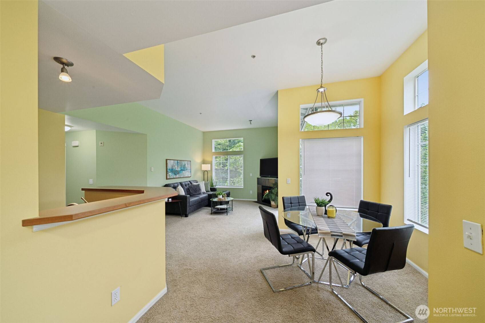 Seatac, WA 98198,21420 40th PL S #F