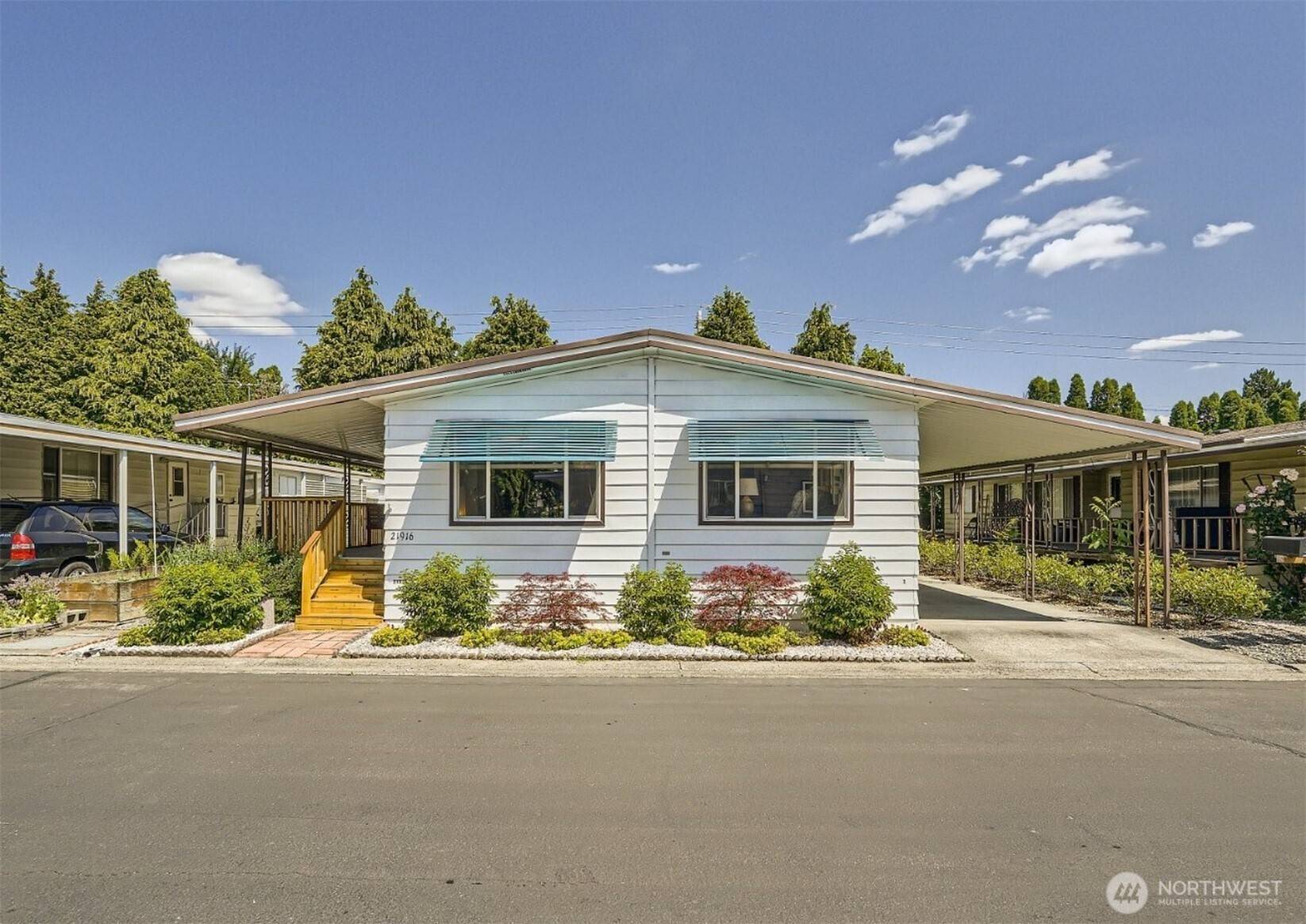Kent, WA 98031,21916 107th PL SE