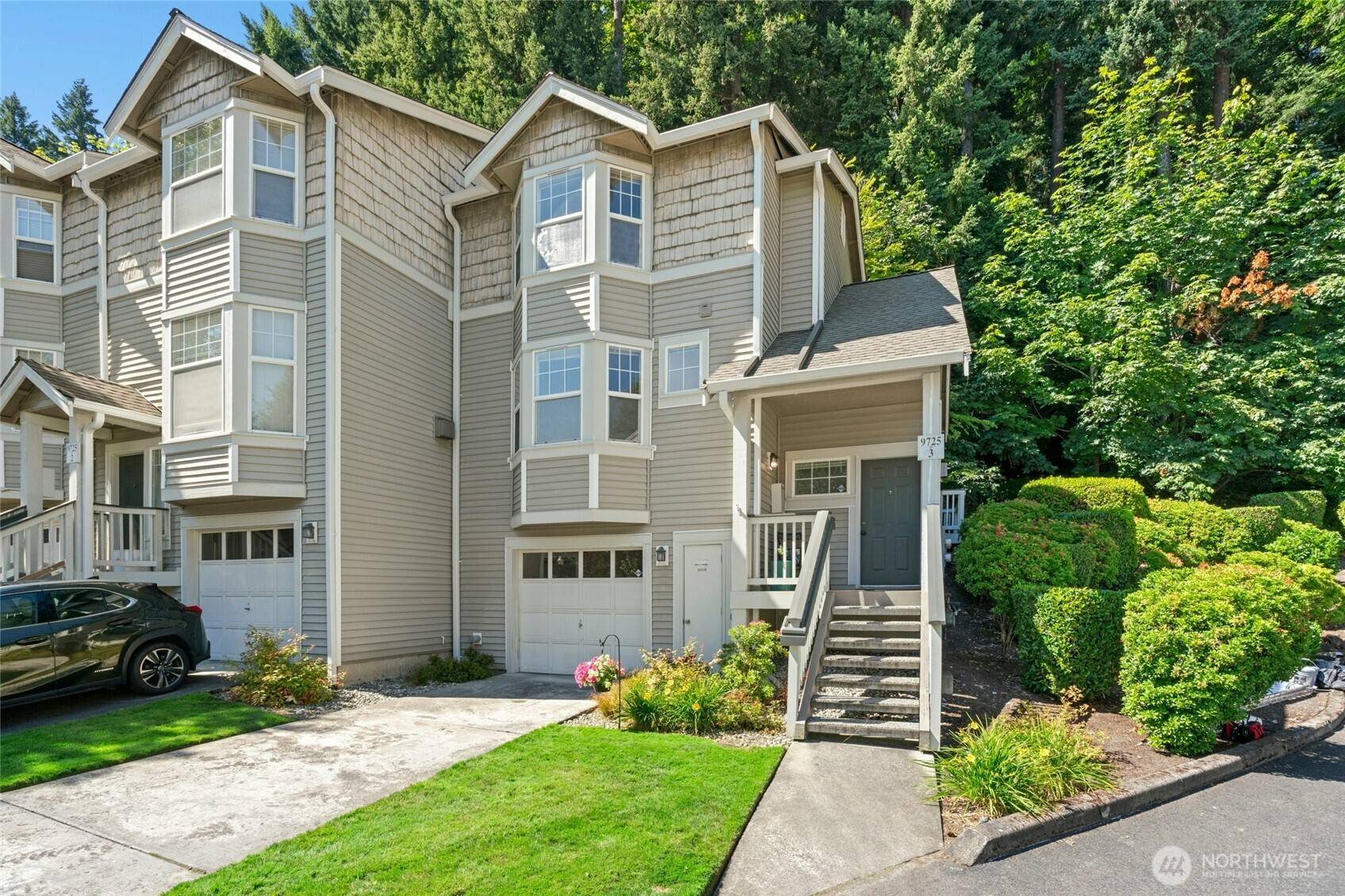 Redmond, WA 98052,9725 178th PL NE #3