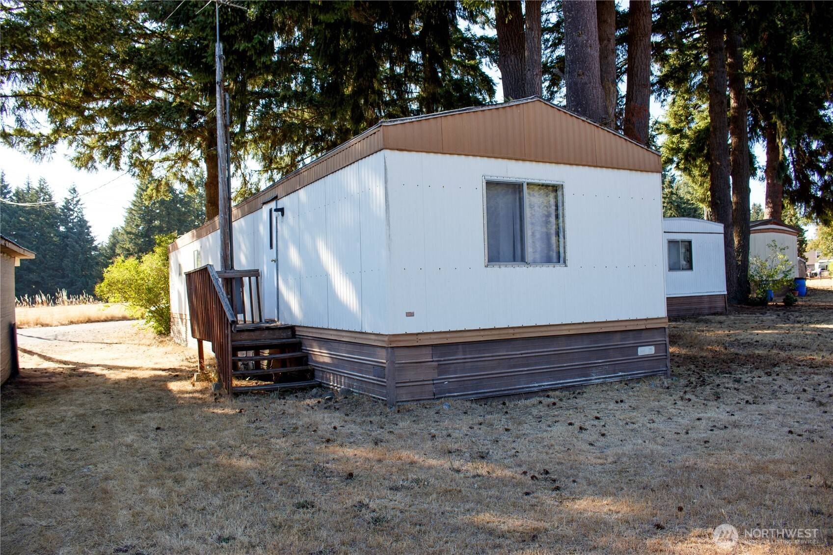 Yelm, WA 98597,10924 Clark RD SE #4
