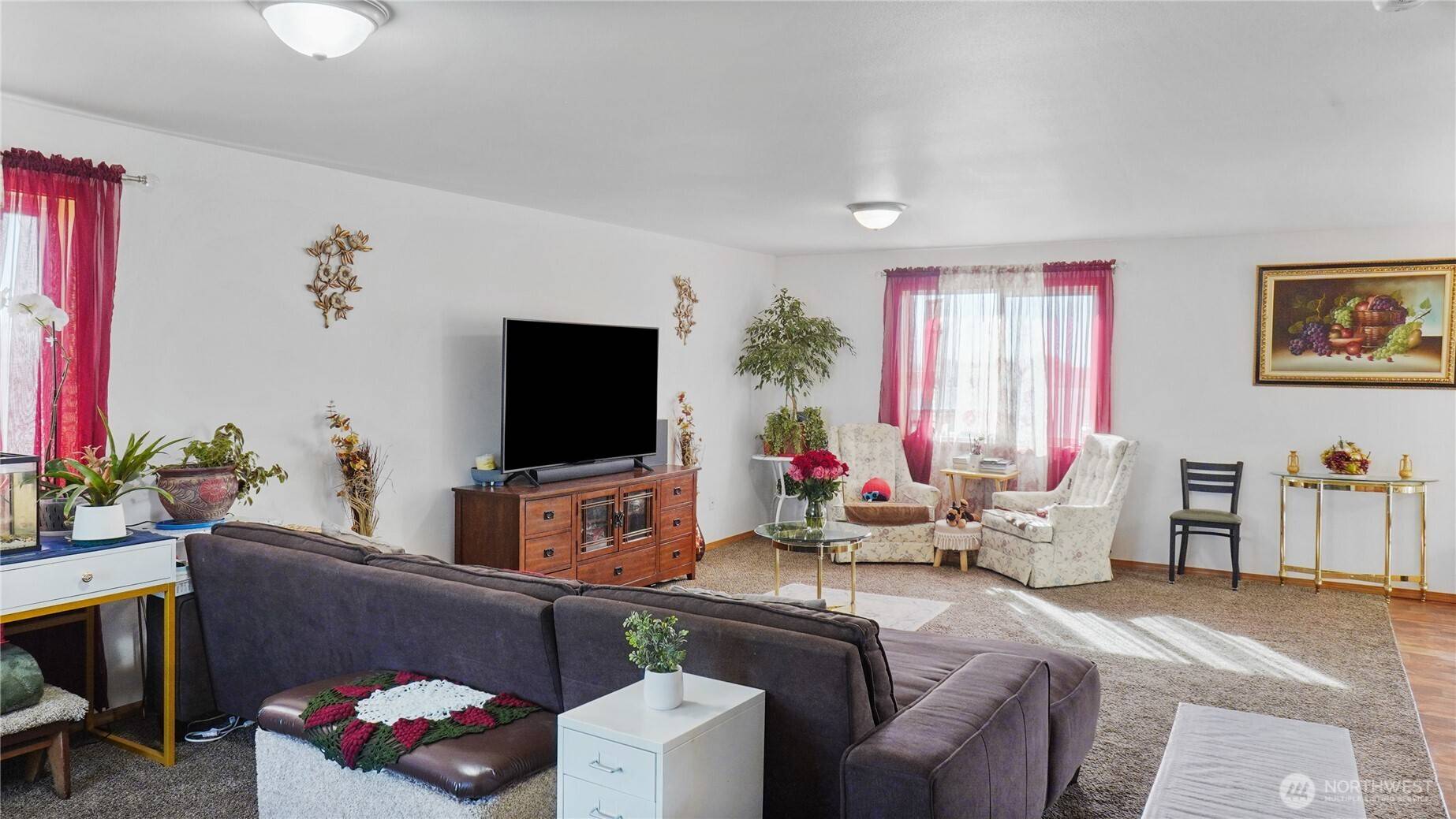 Othello, WA 99344,905 Sunstone CT