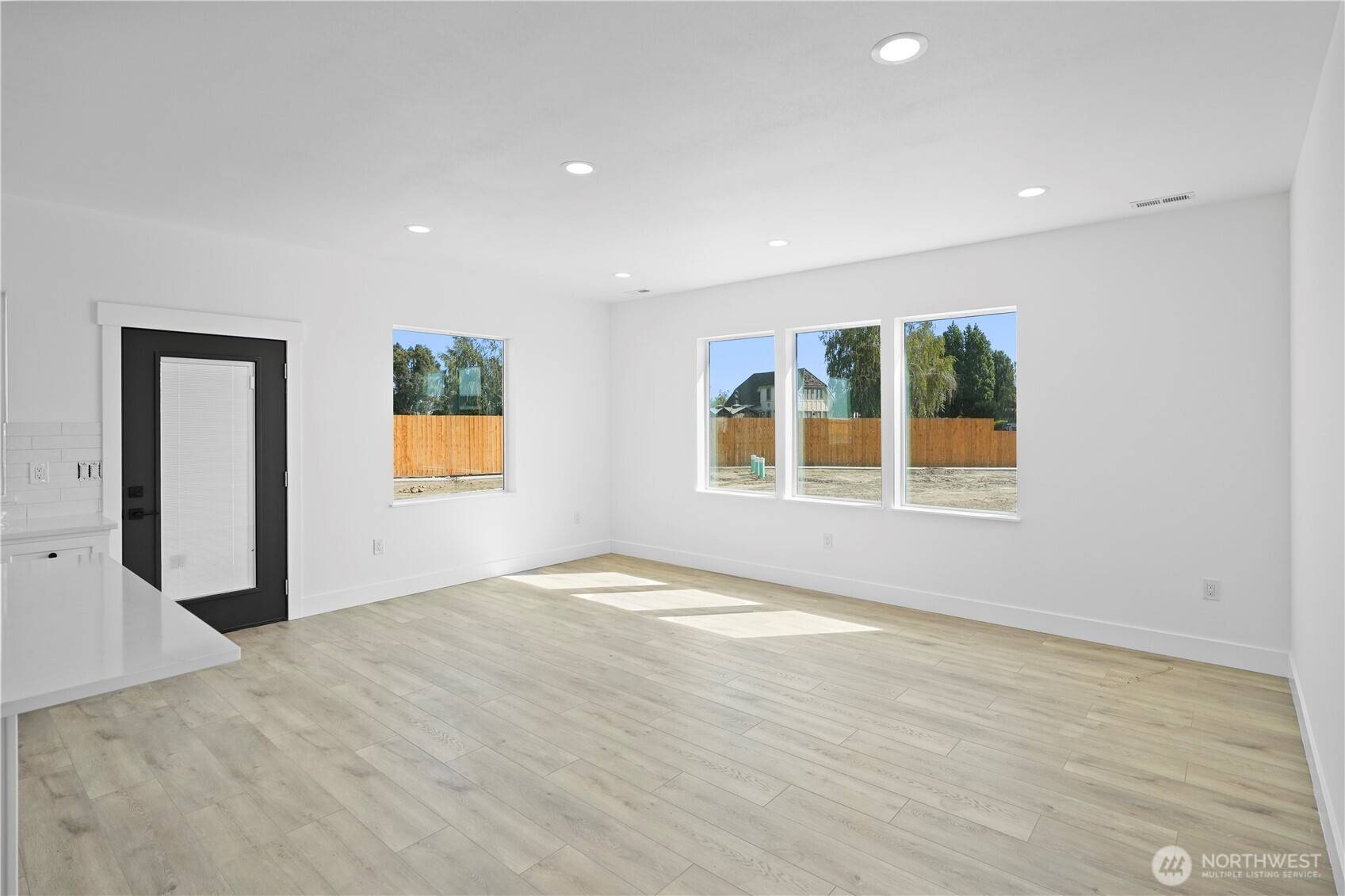 Moses Lake, WA 98837,2014 NE Melody LN