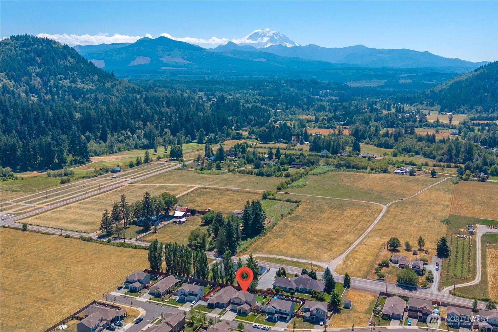 Enumclaw, WA 98022,1038 Riley DR E