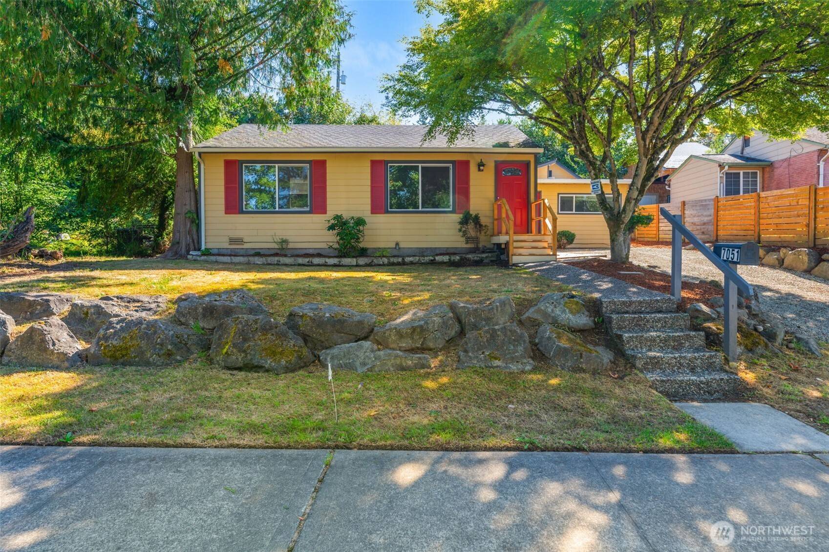 Seattle, WA 98178,7051 S 125th ST