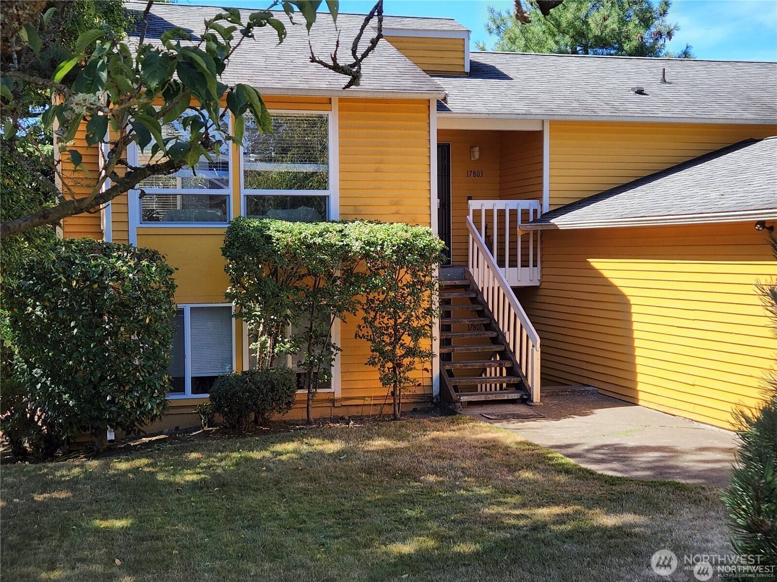 Shoreline, WA 98133,17801 Stone AVE N #1-2