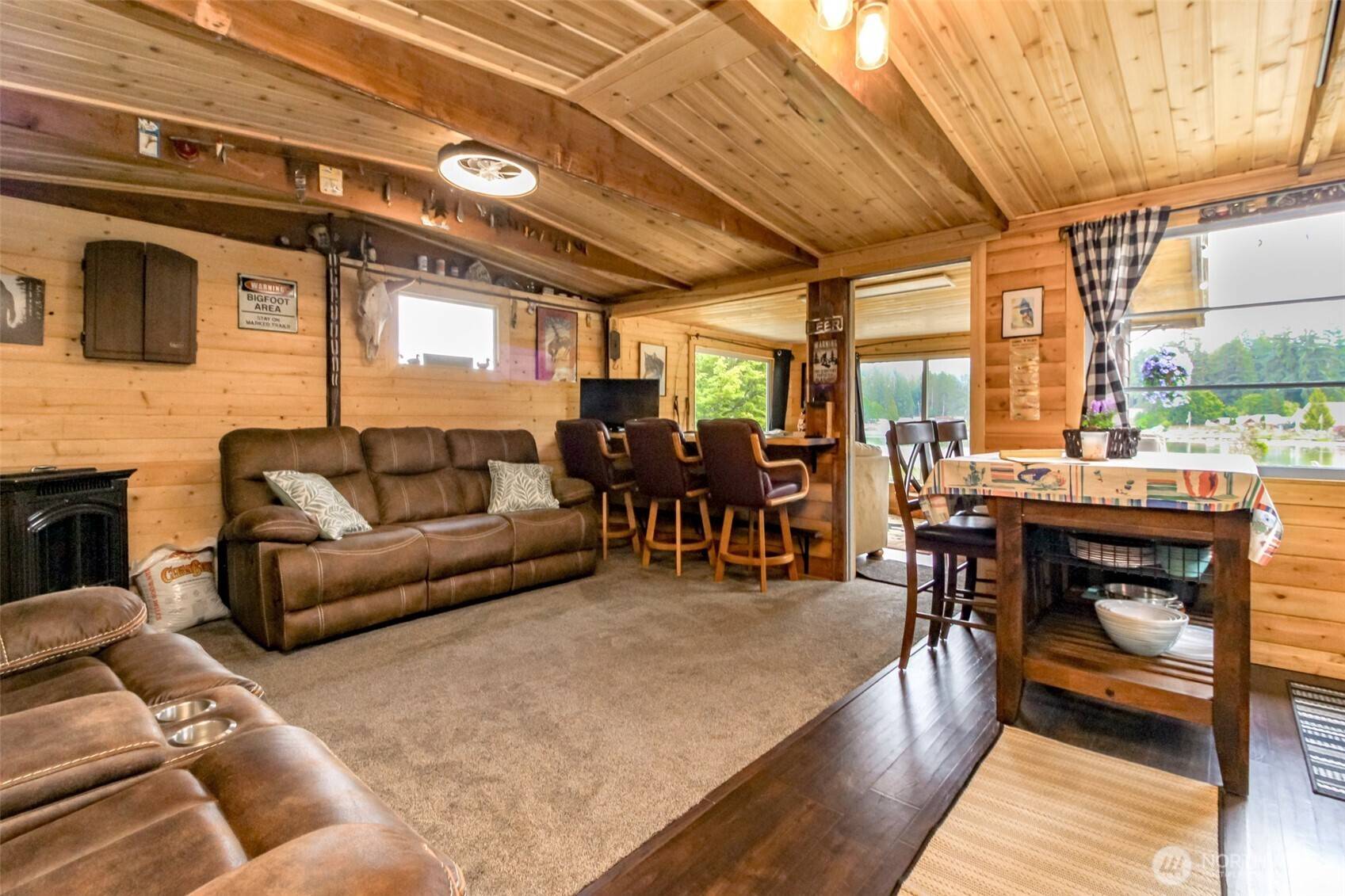 Graham, WA 98338,32417 Whitman Lake DR E