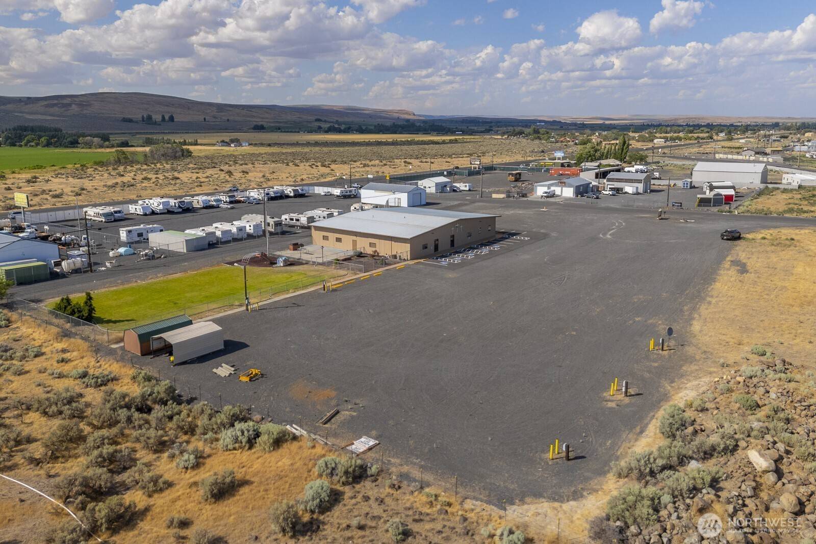 Ephrata, WA 98823,140 14th AVE NW