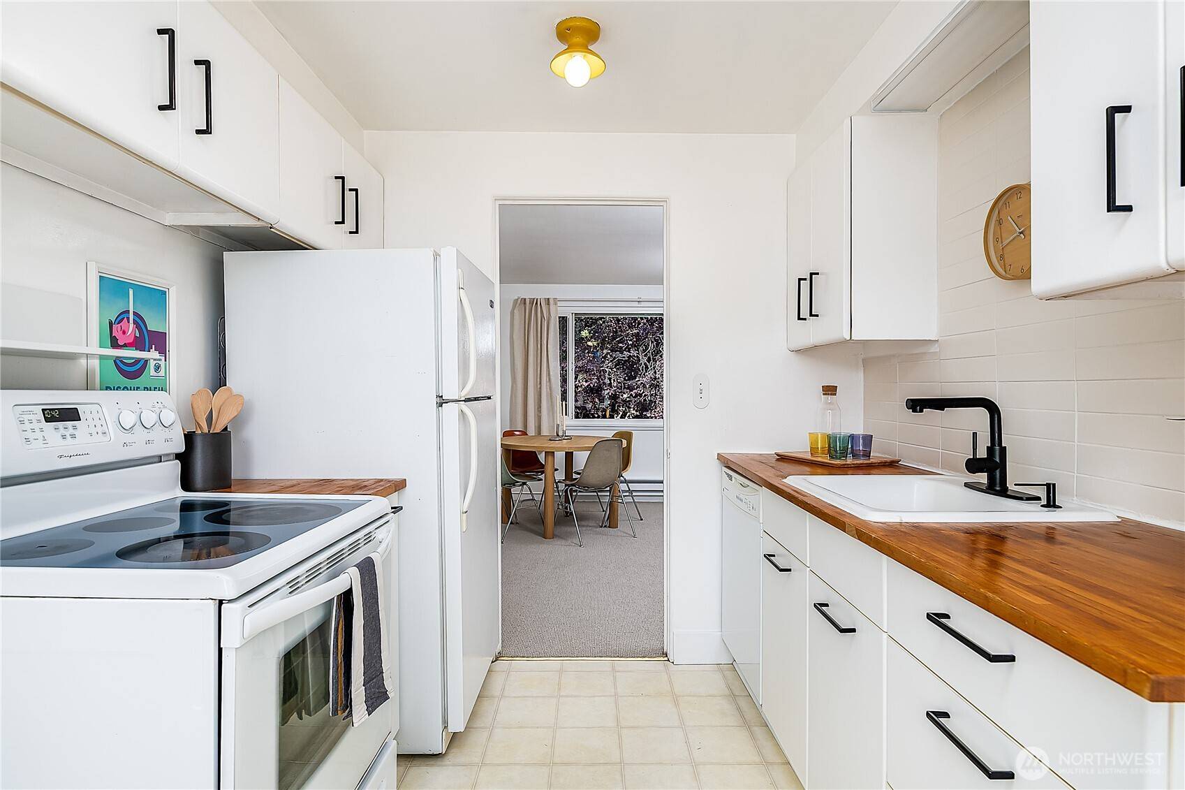 Seattle, WA 98105,4818 Terrace DR NE