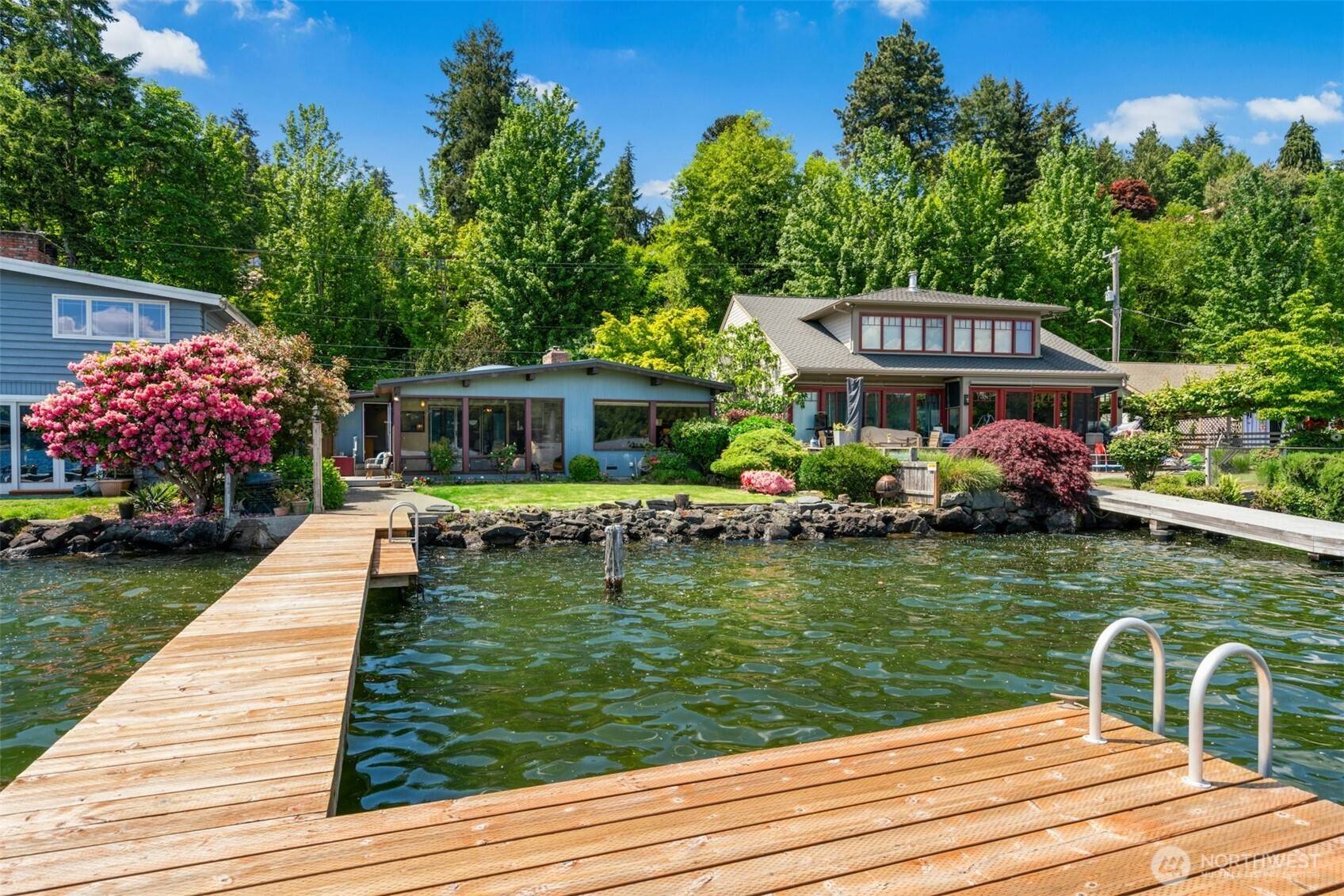 Seattle, WA 98125,13008 Riviera PL NE