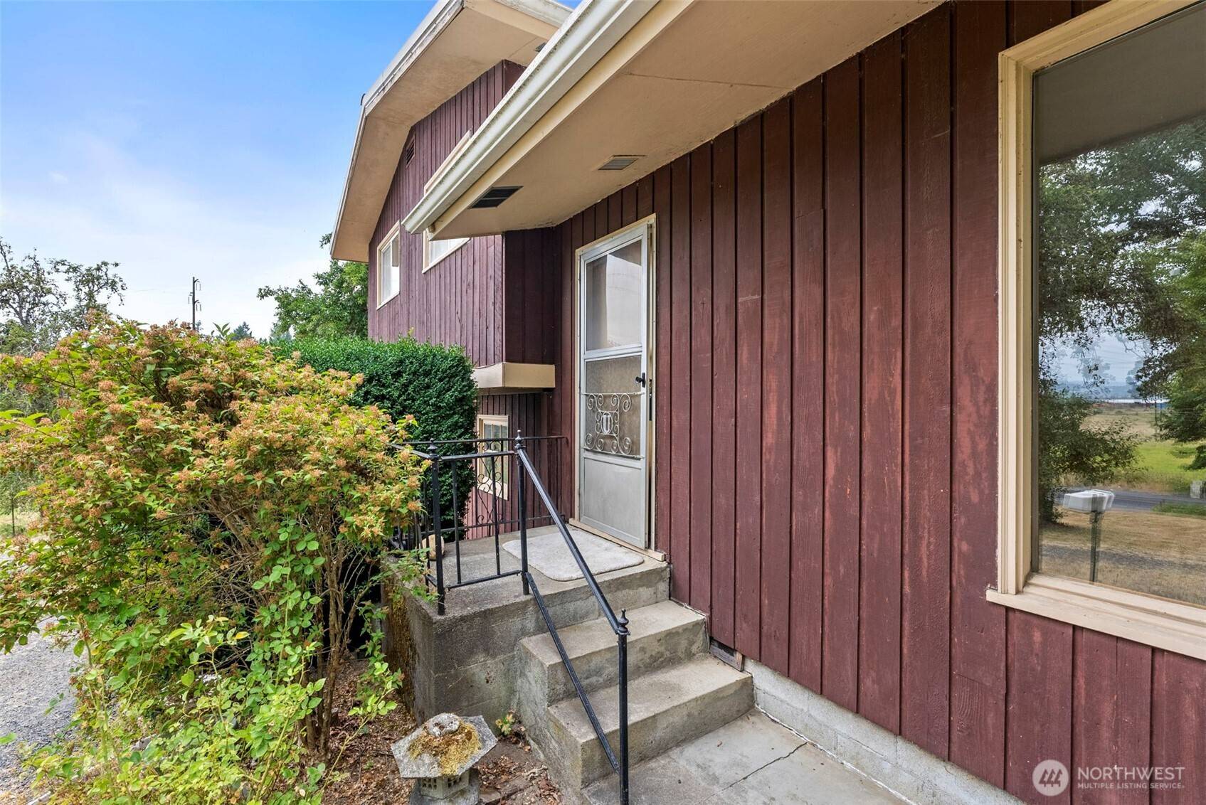 Chehalis, WA 98532,2643 Jackson HWY