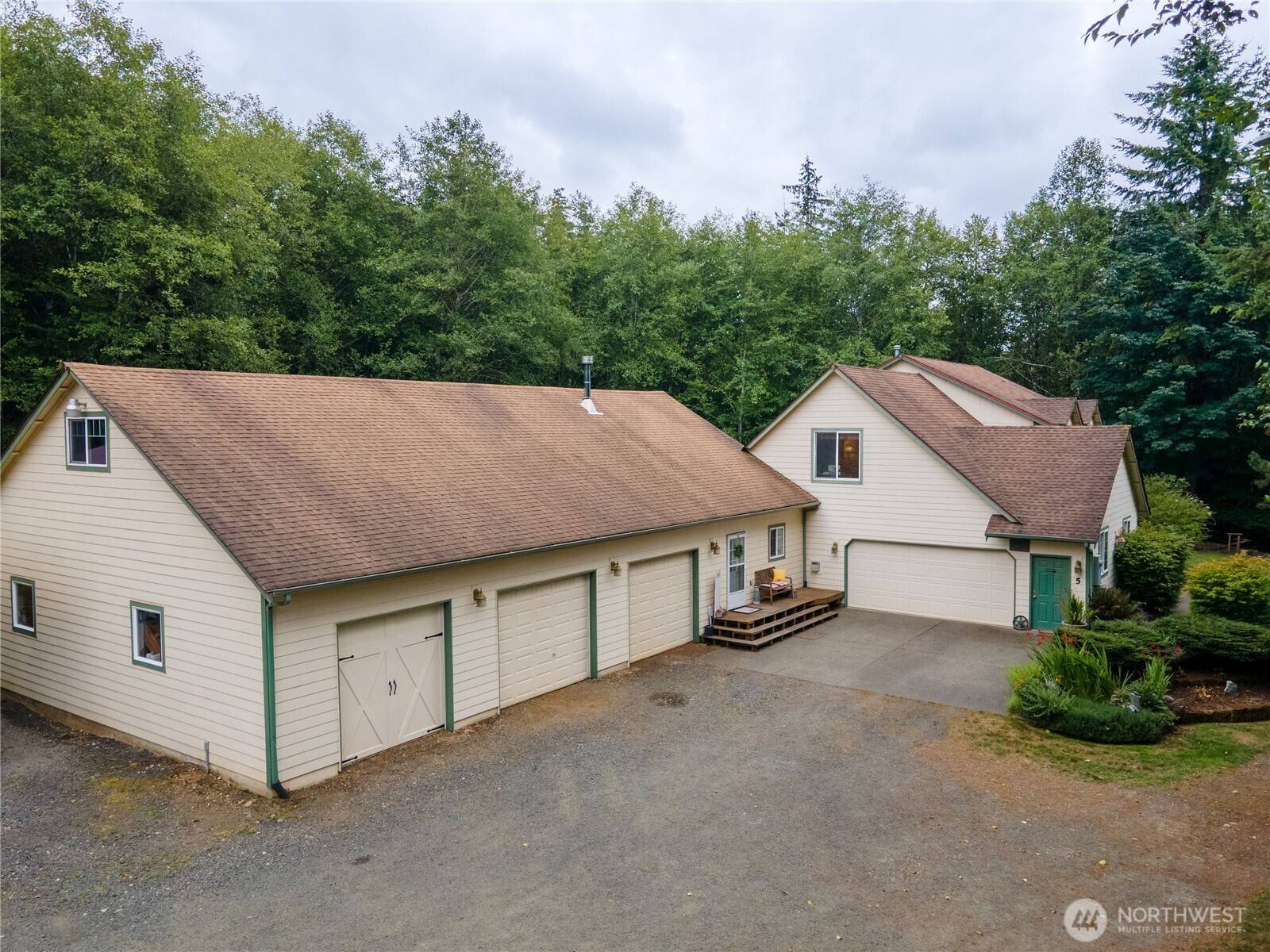Elma, WA 98541,5 Meadowhills LN