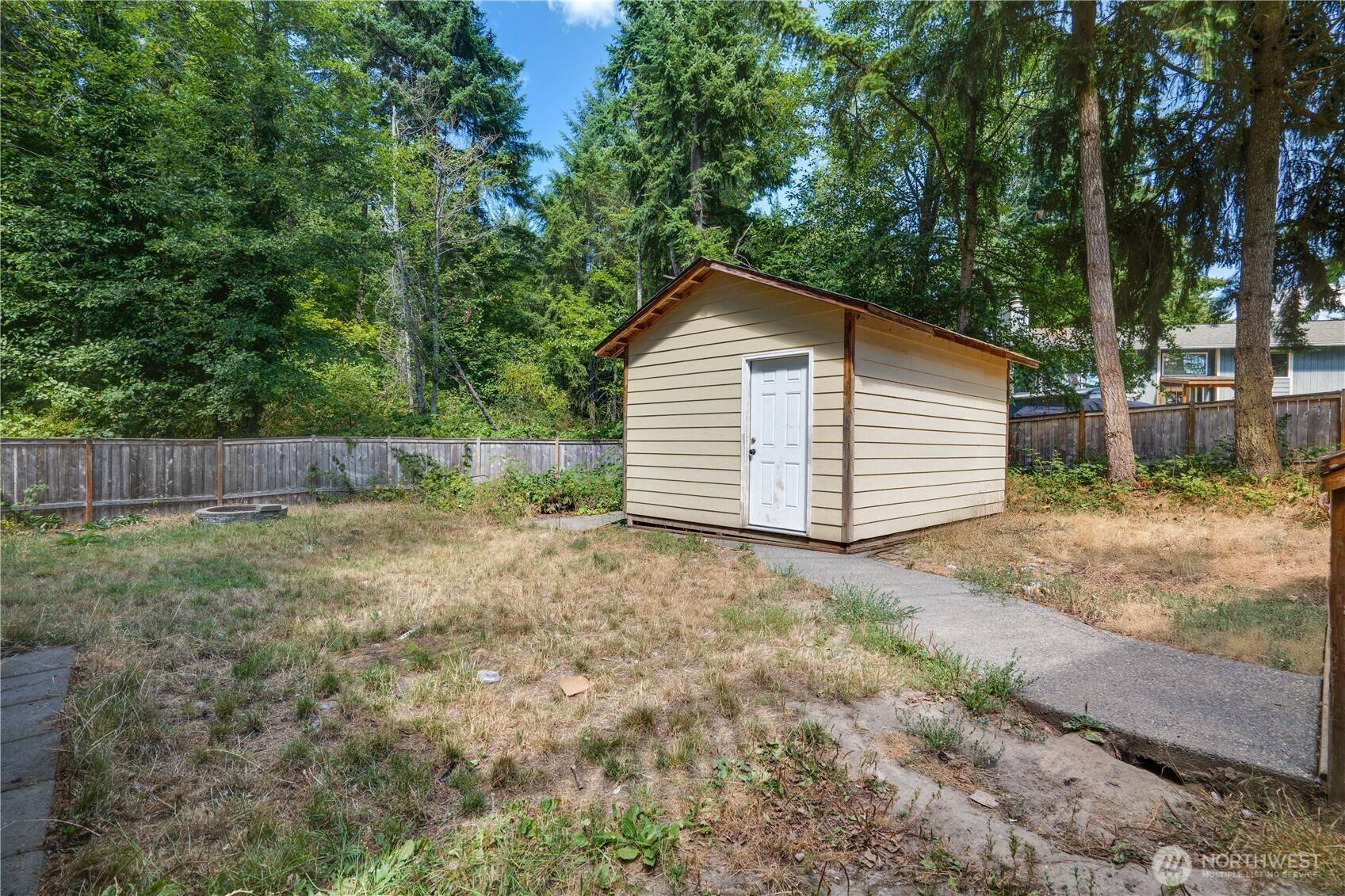 Puyallup, WA 98375,15904 56th Avenue Ct E