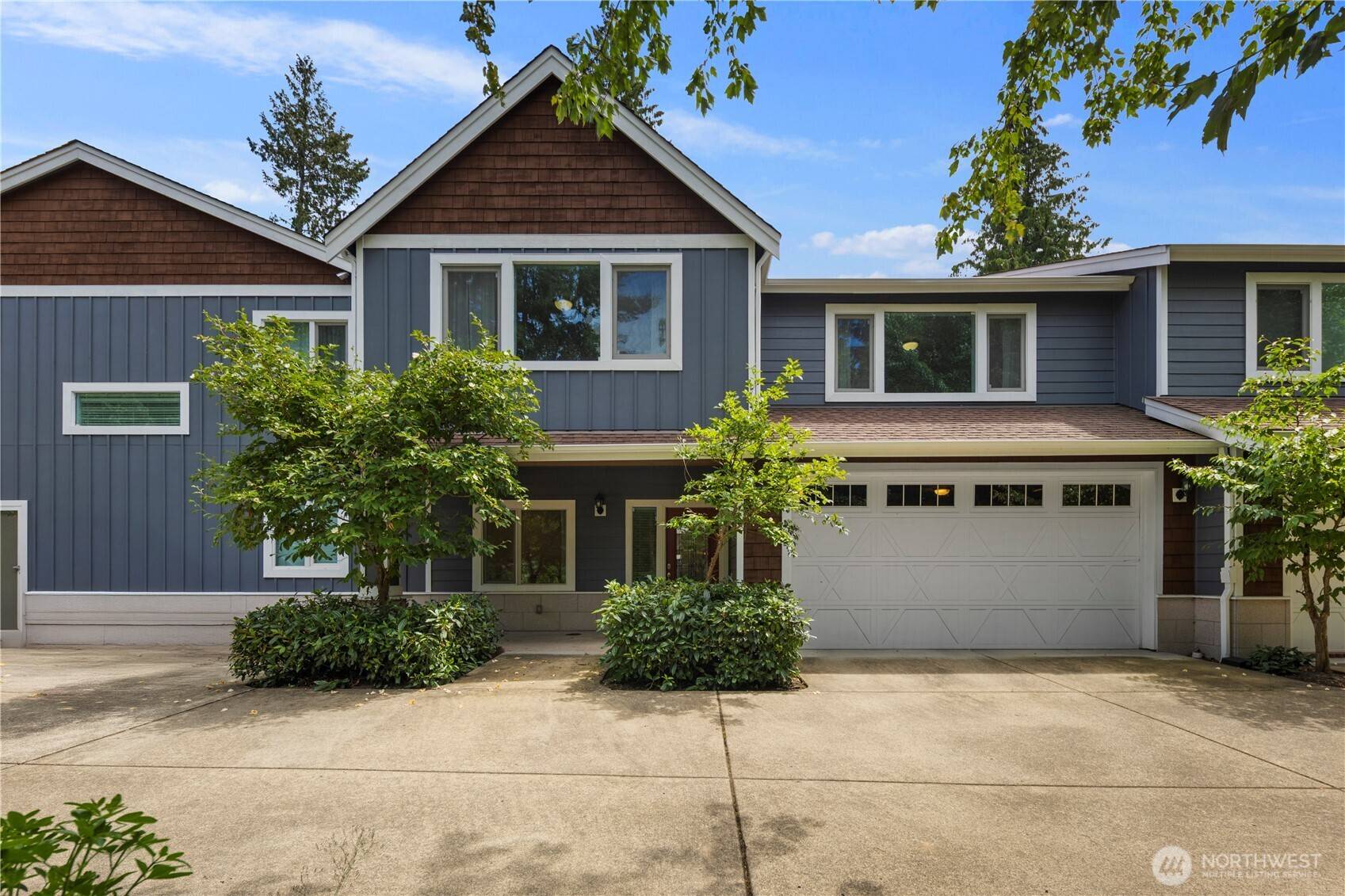 Bellevue, WA 98004,10407 NE 17th ST