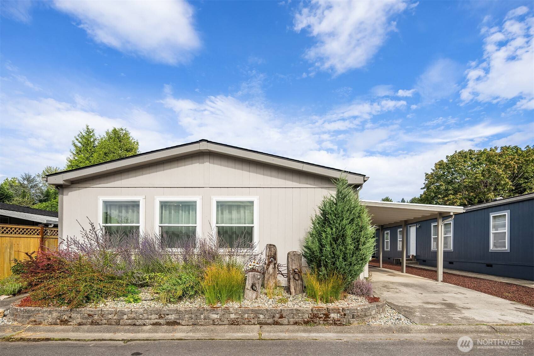 Renton, WA 98058,15400 SE 155th PL #28