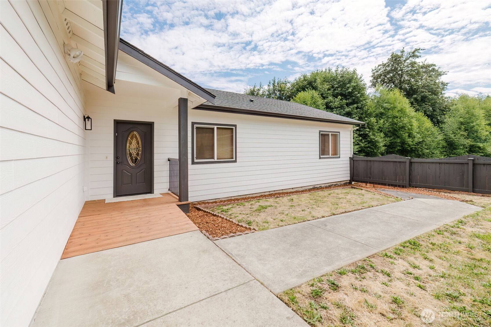 Port Orchard, WA 98366,71 Carson AVE SE