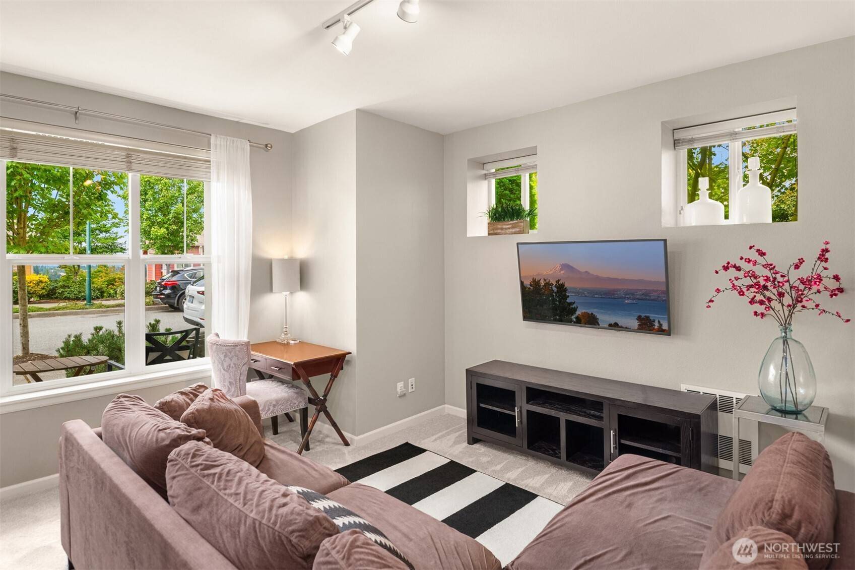 Issaquah, WA 98029,1926 18th AVE NE #21A