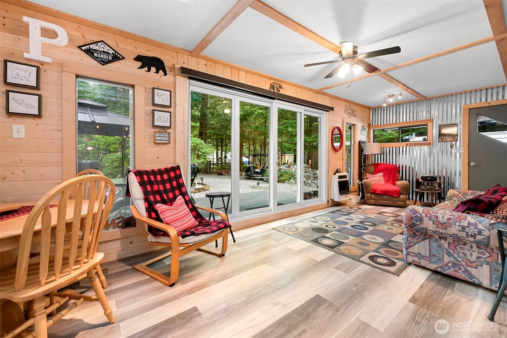 Sumas, WA 98266,1010 Maple LN