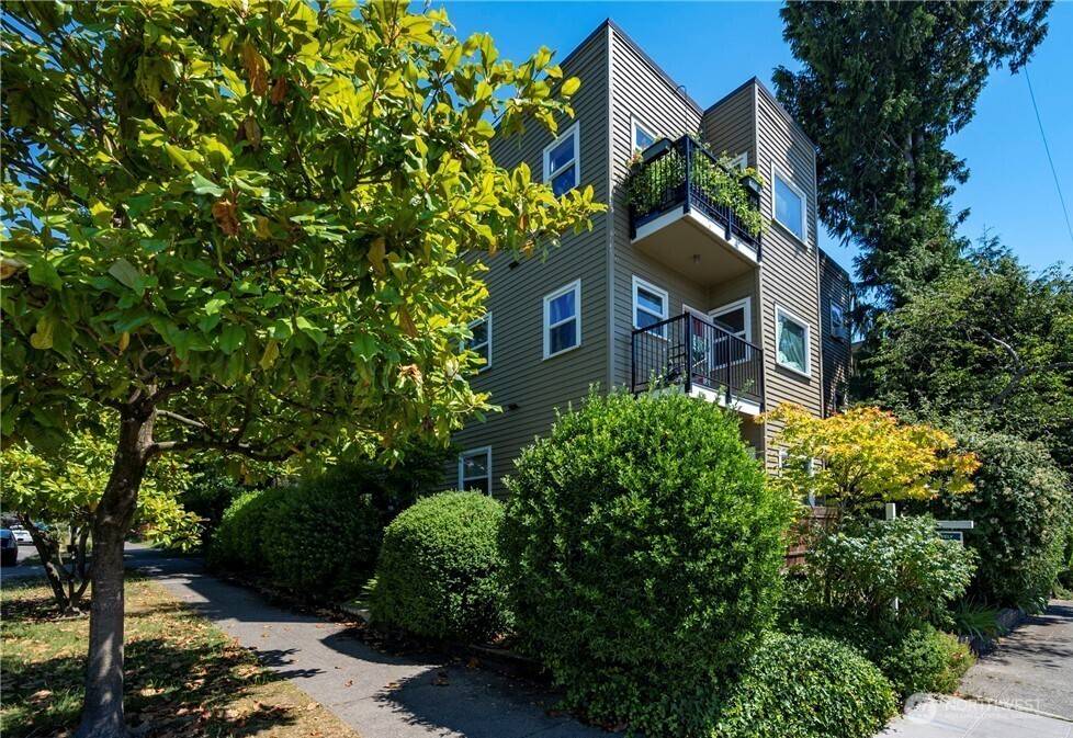Seattle, WA 98103,4530 Meridian AVE N #N1