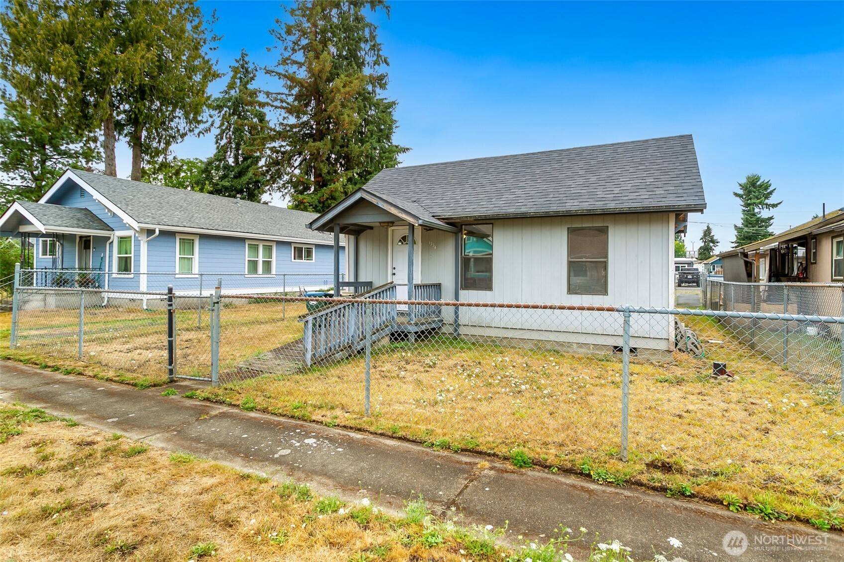 Centralia, WA 98531,1334 Central BLVD