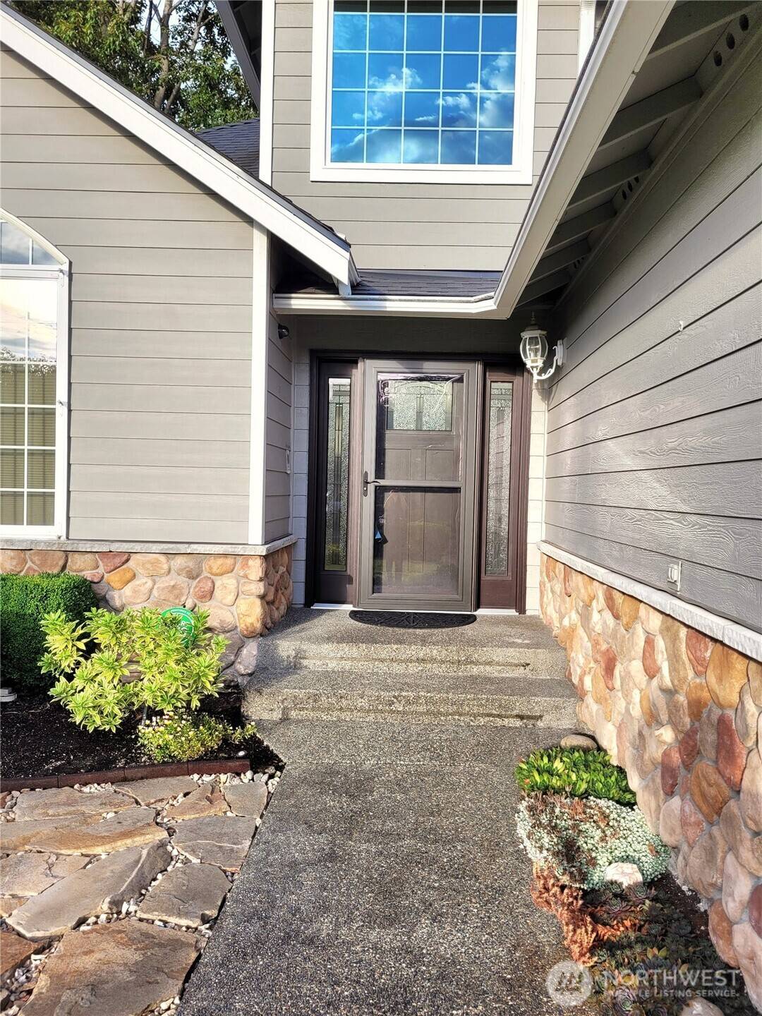 Puyallup, WA 98372,2113 20th ST SE