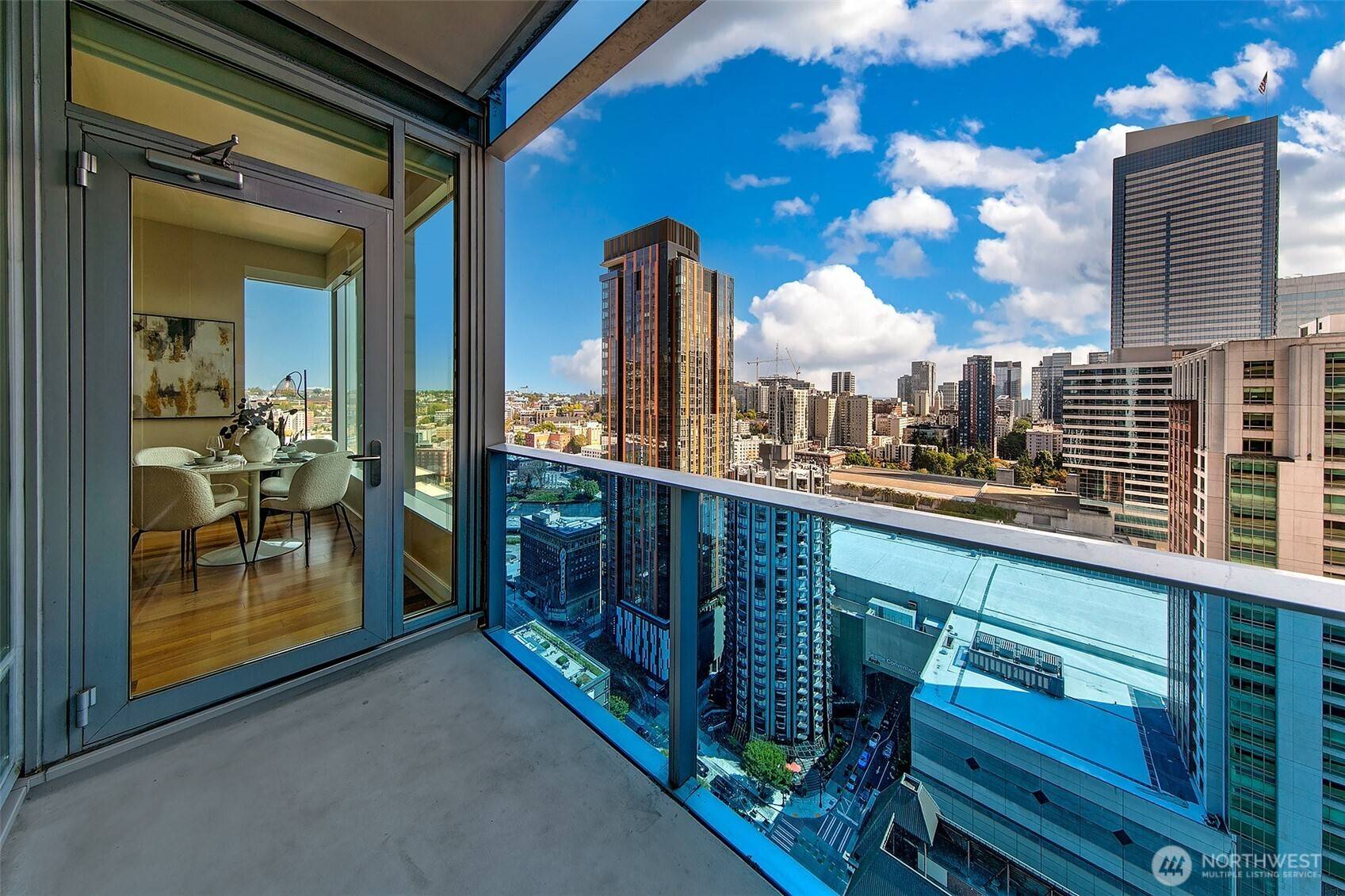 Seattle, WA 98101,737 Olive WAY #2806