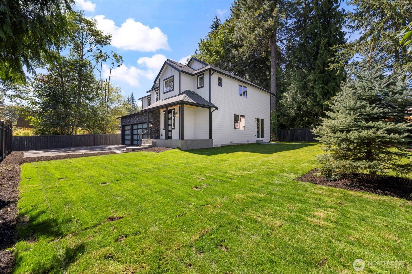 Lynnwood, WA 98087,13332 Lake RD