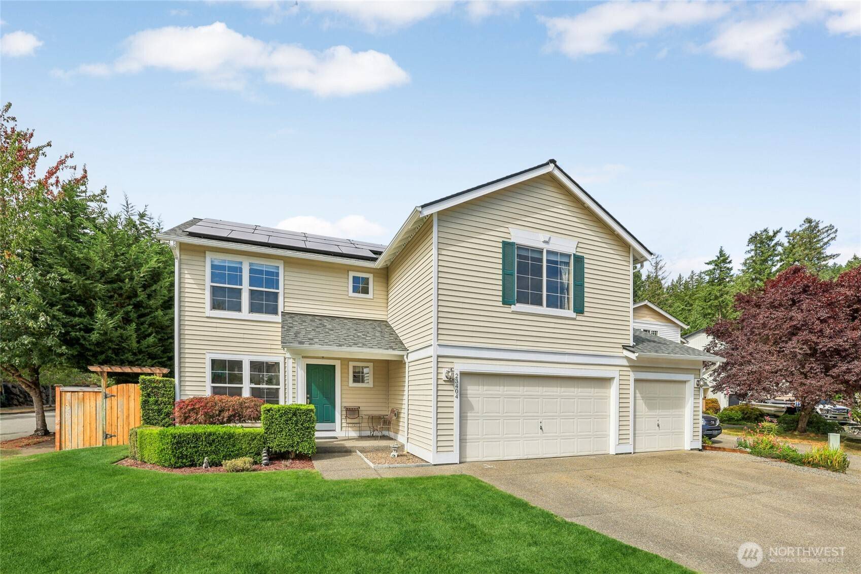 Maple Valley, WA 98038,23404 SE 261st CT