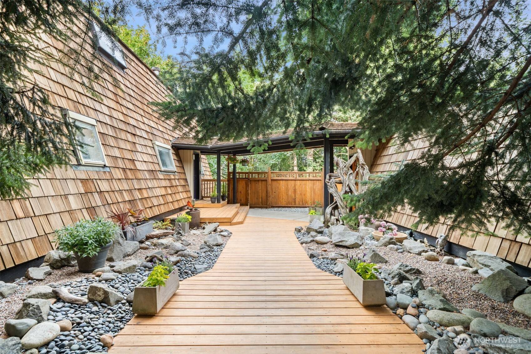 Poulsbo, WA 98370,1354 NE Hoffs DR