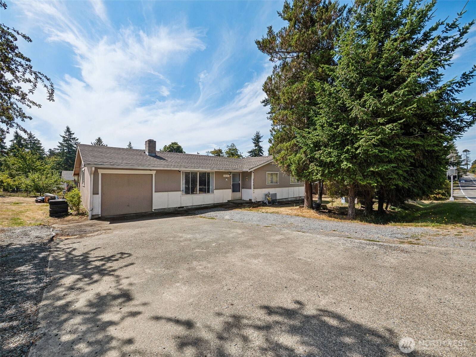 Des Moines, WA 98198,25105 12th AVE S