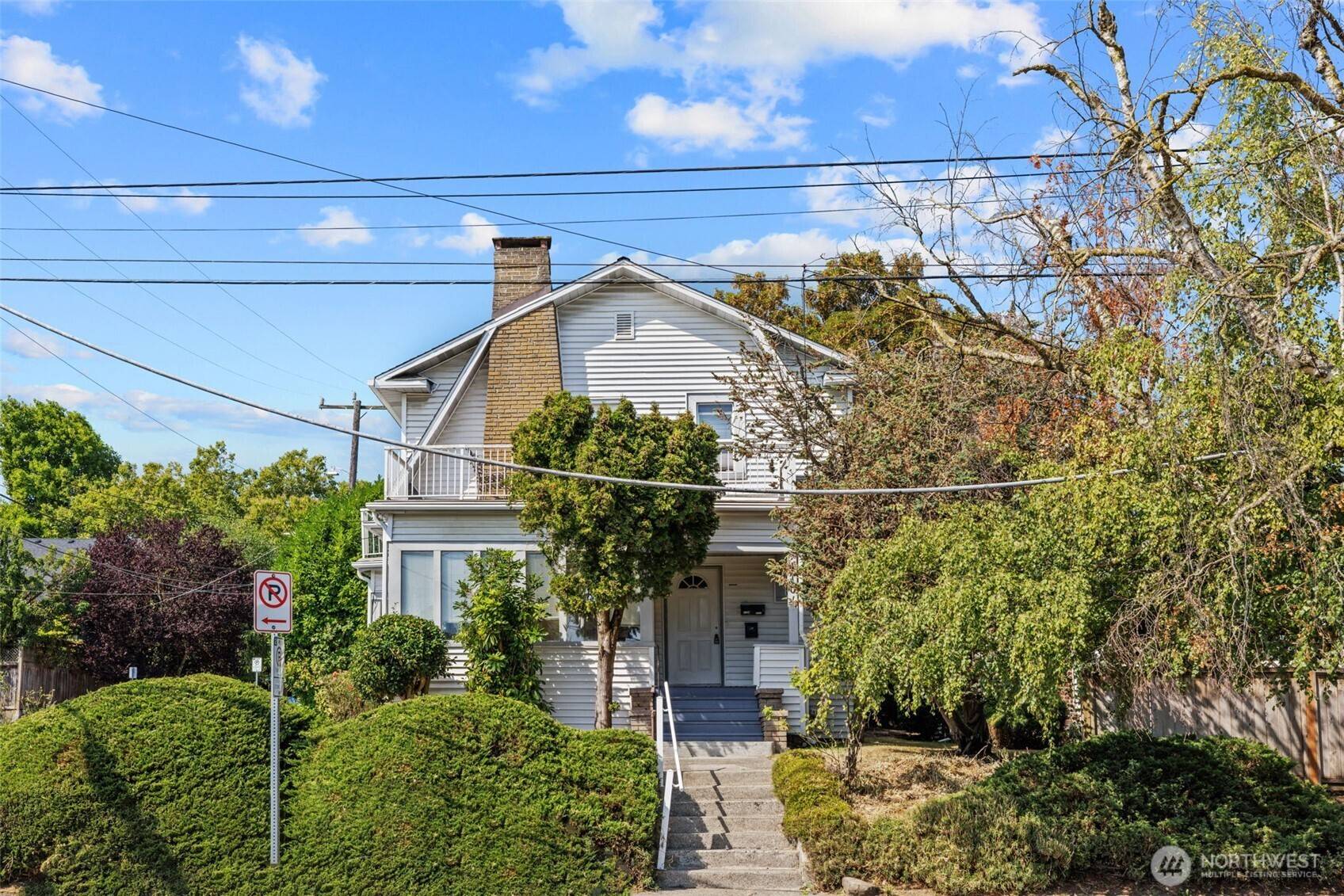 Seattle, WA 98105,4701 5th AVE NE